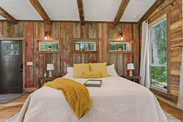 $3,189,000 | 19108 County Street East, Richland Center, WI 53581