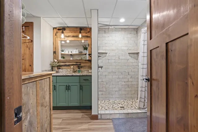 $3,189,000 | 19108 County Street East, Richland Center, WI 53581