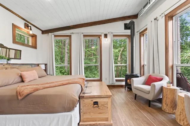 $3,189,000 | 19108 County Street East, Richland Center, WI 53581