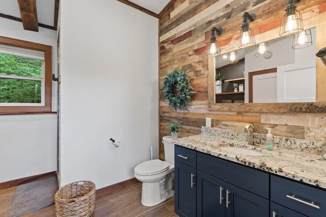 $3,189,000 | 19108 County Street East, Richland Center, WI 53581