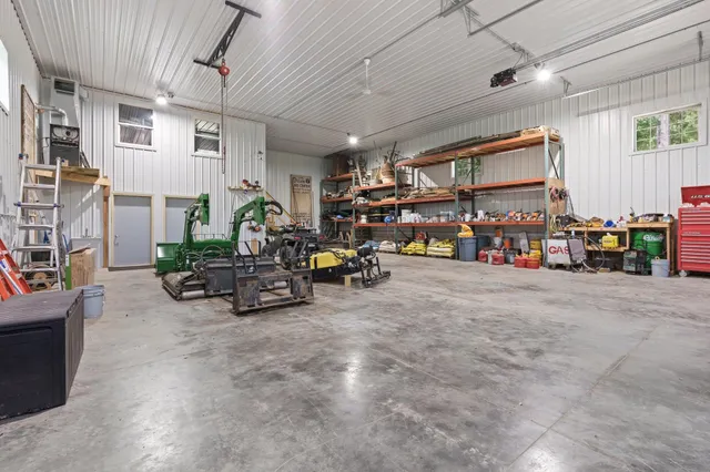 $3,189,000 | 19108 County Street East, Richland Center, WI 53581