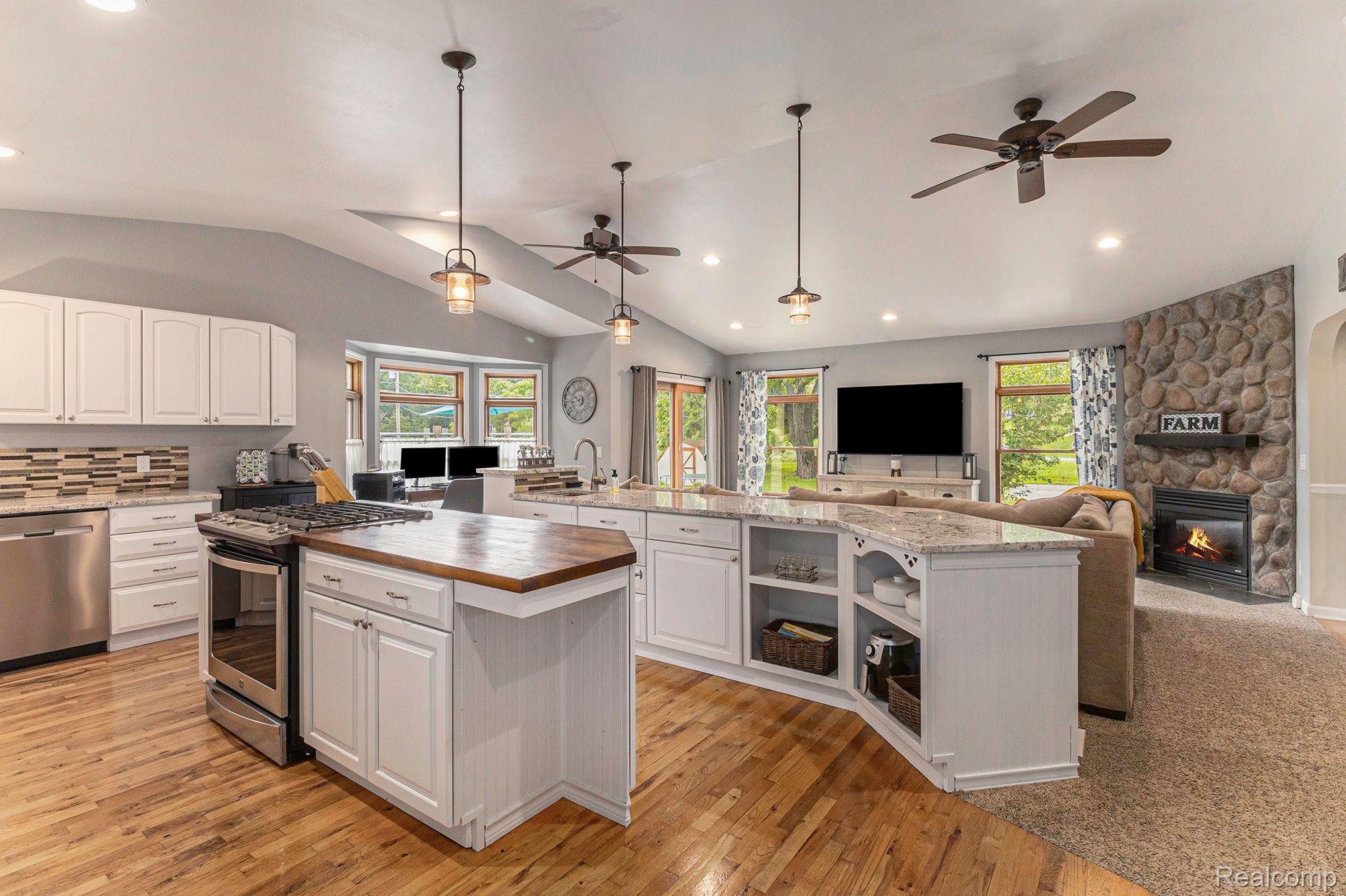 6551 West Rolston Road Linden, MI 48451 - Photo 13 of 38 Gallery Image 13