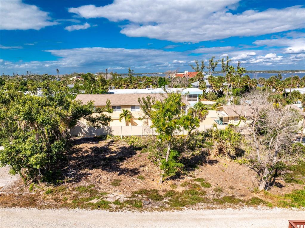 5047 North Beach Road Englewood, FL 34223 - Photo 5 of 25