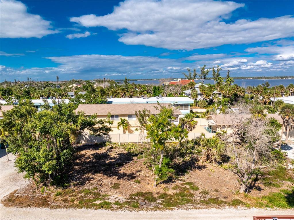 5047 North Beach Road Englewood, FL 34223 - Photo 6 of 25