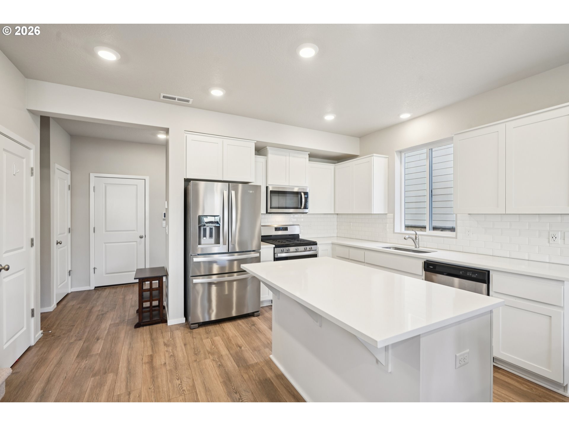 3737 Southwest Redfern Avenue Gresham, OR 97080 - Photo 12 of 29