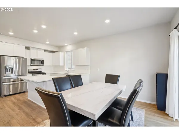 $529,900 | 3737 Southwest Redfern Avenue, Gresham, OR 97080