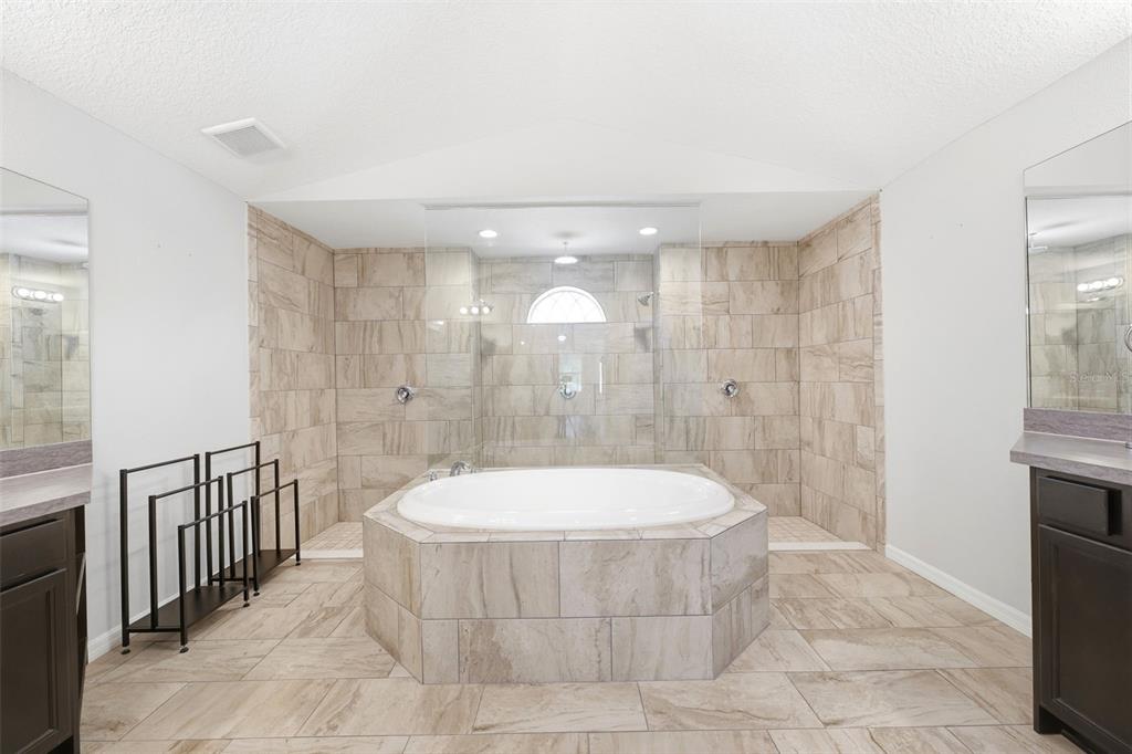 18043 Palmdale Road Weeki Wachee, FL 34614 - Photo 20 of 41