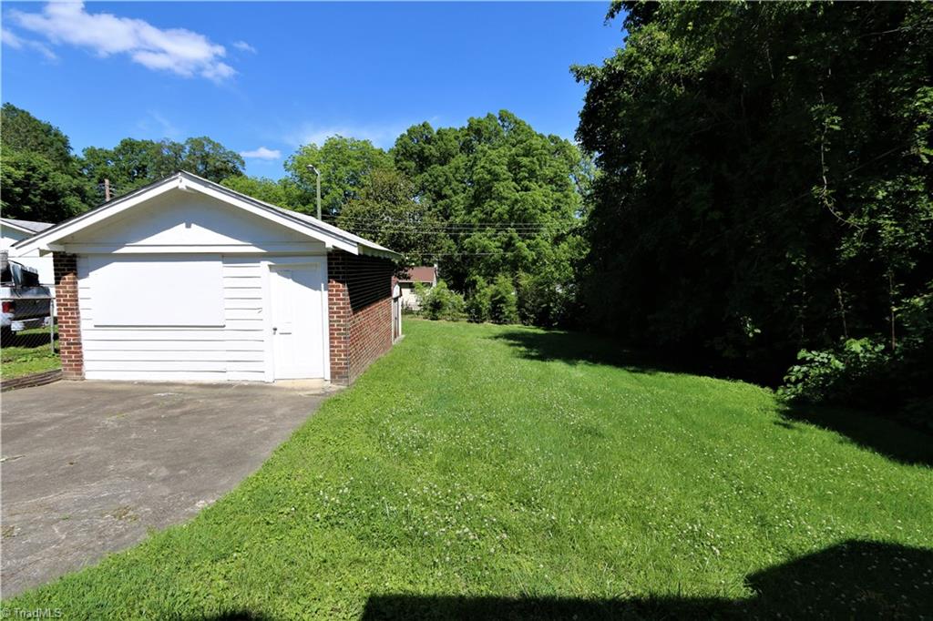 504 Denny Street High Point, NC 27262 - Photo 4 of 5 Gallery Image 4