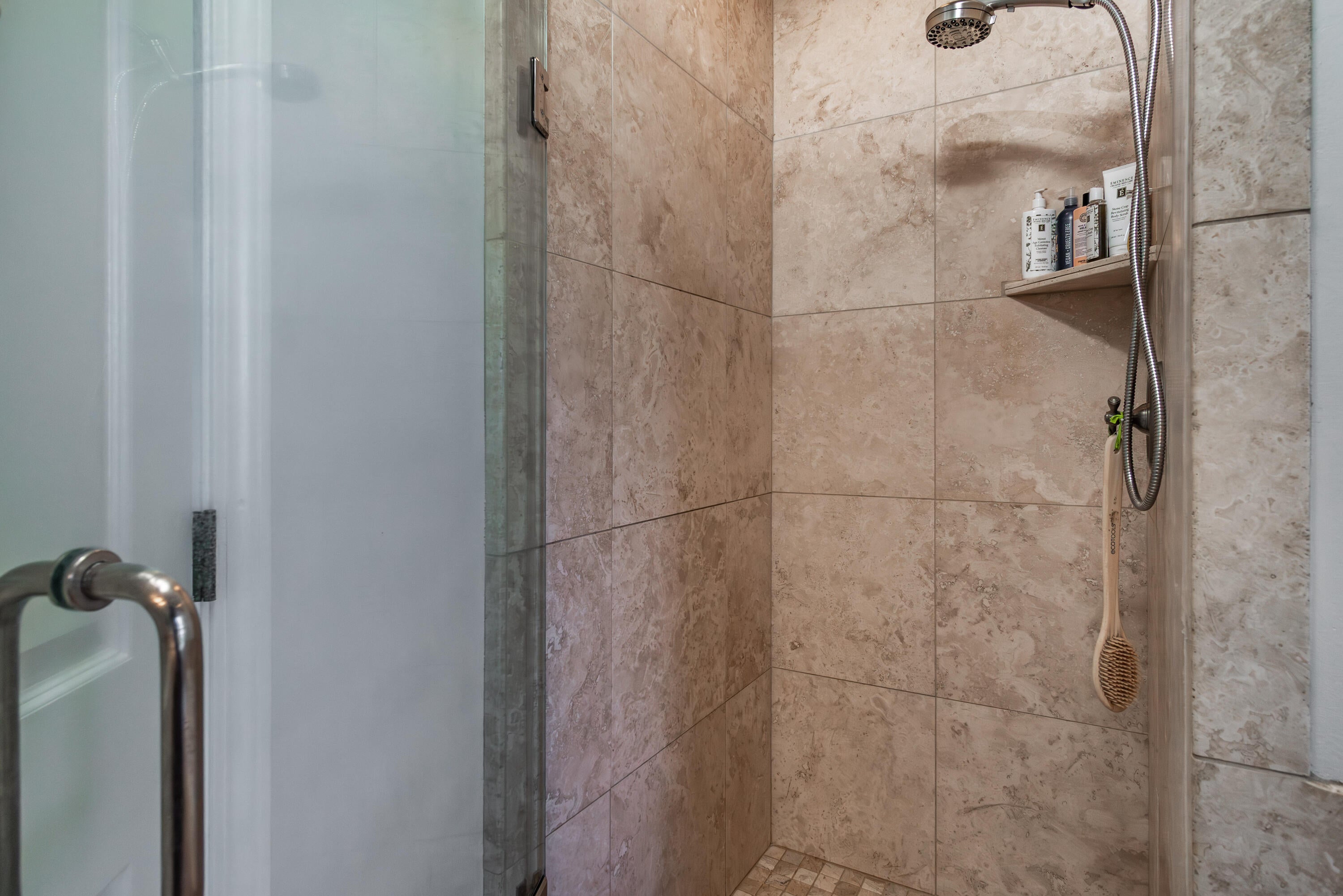 62625 Erickson Road Bend, OR 97701 - Photo 52 of 84 Primary Shower