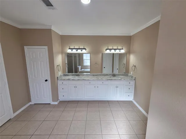 $469,000 | 3940 47th Street Southeast, Paris, TX 75462