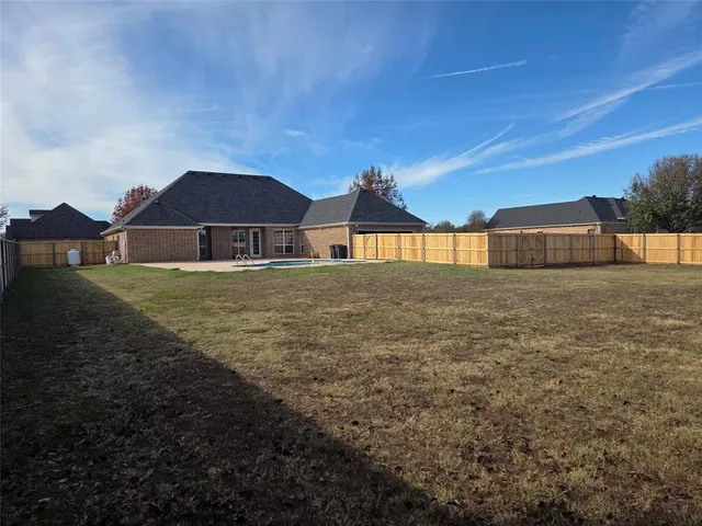 $469,000 | 3940 47th Street Southeast, Paris, TX 75462