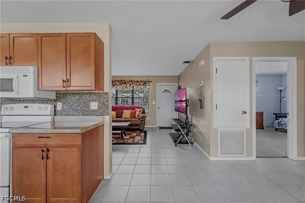 $179,900 | 2013 Clipper Terrace, LaBelle, FL 33935