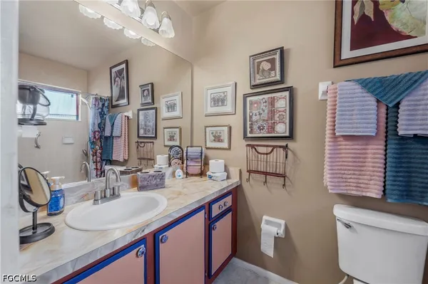 $179,900 | 2013 Clipper Terrace, LaBelle, FL 33935