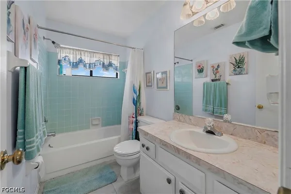 $179,900 | 2013 Clipper Terrace, LaBelle, FL 33935