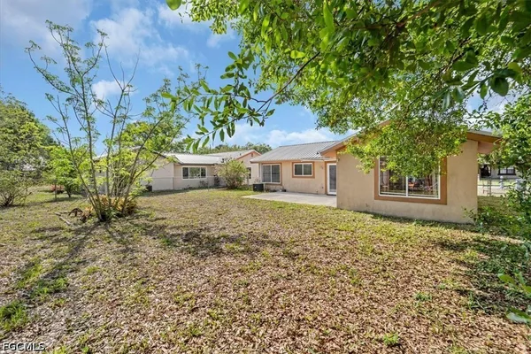 $179,900 | 2013 Clipper Terrace, LaBelle, FL 33935