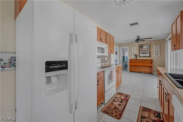 $179,900 | 2013 Clipper Terrace, LaBelle, FL 33935