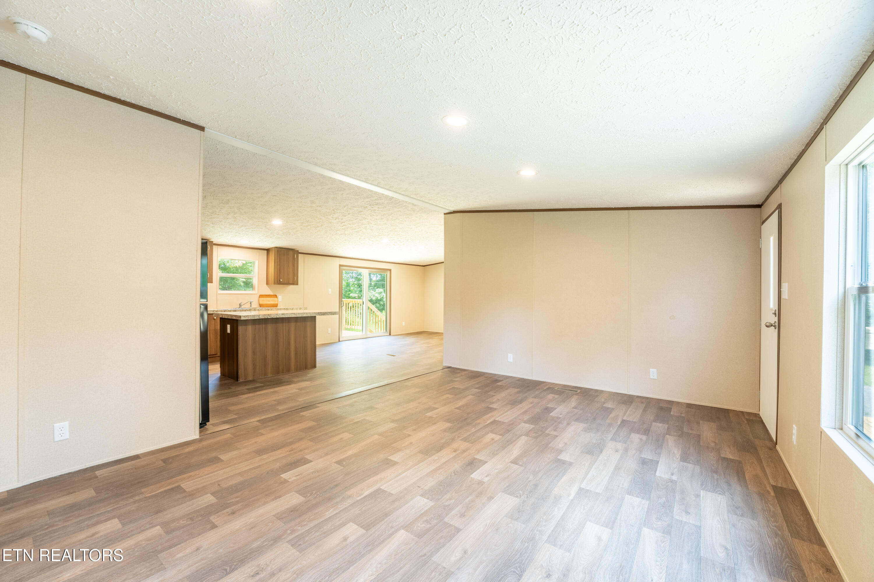 8903 Childress Road Powell, TN 37849 - Photo 5 of 34 5