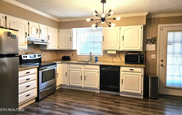 $417,000 | 113 Thacker Drive, La Follette, TN 37766