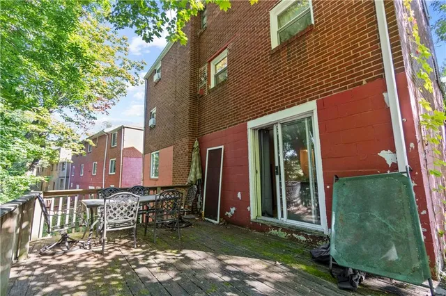 $99,000 | 320 Avenue A, Pittsburgh, PA 15221