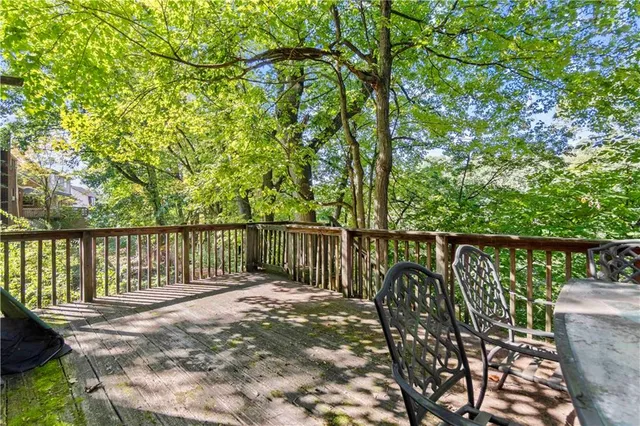 $99,000 | 320 Avenue A, Pittsburgh, PA 15221