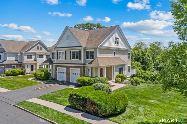 $550,000 | 53 Carnoustie Circle, Unit 53, Bloomfield, CT 06002