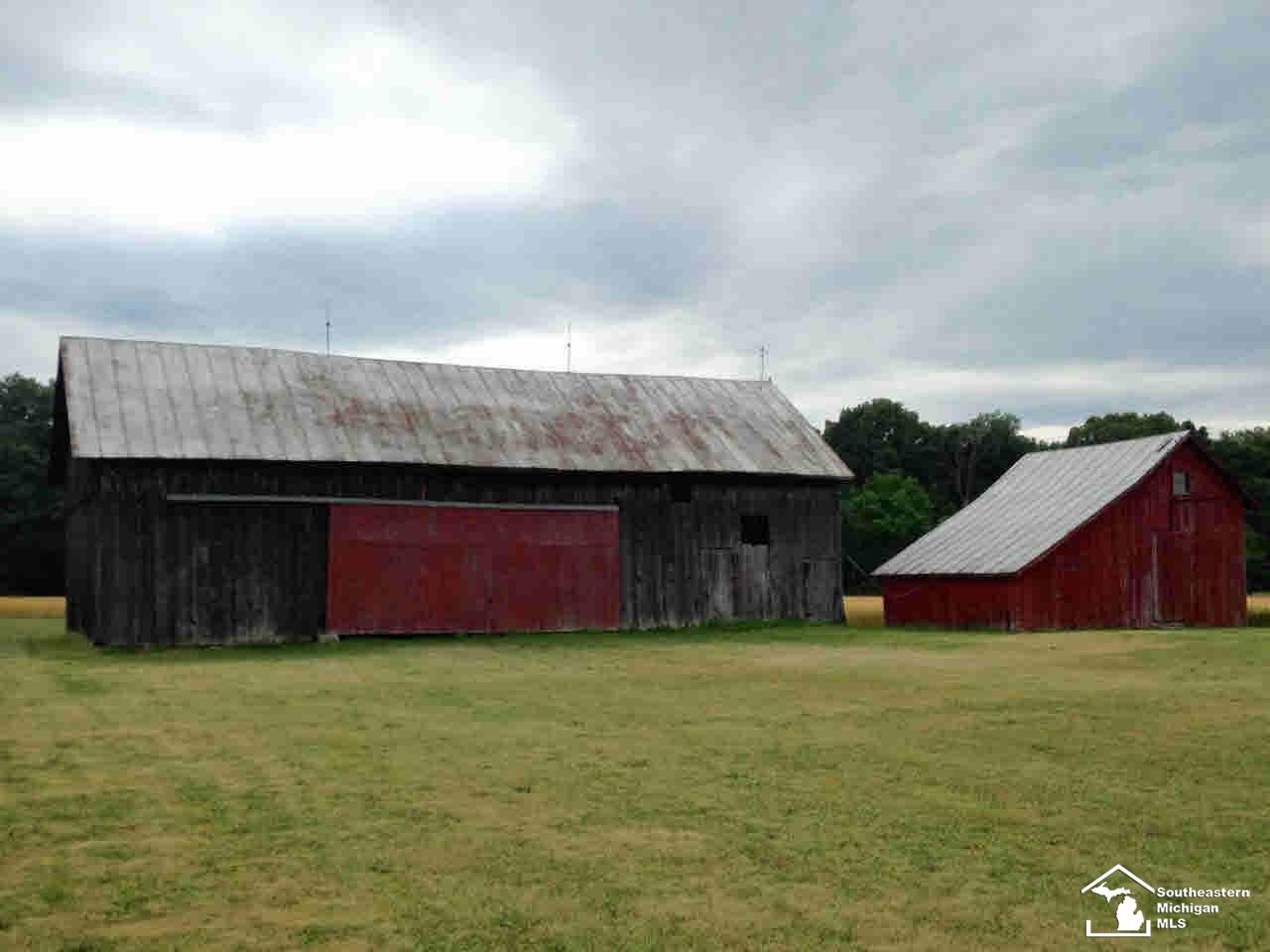 8262 Lulu Road Ida, MI 48140 - Photo 2 of 5