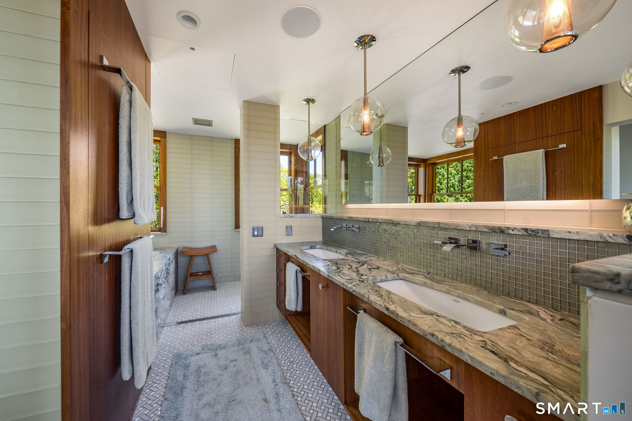 89 River Road East Haddam, CT 06423 - Photo 23 of 40 Primary Bath