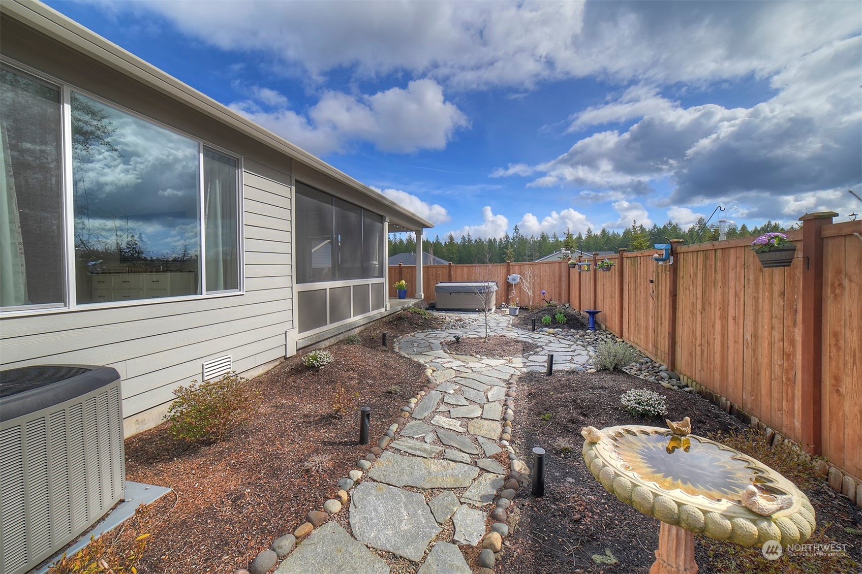 5566 Kinross Rd Port Orchard Southwest Port Orchard, WA 98367 - Photo 27 of 31 Gallery Image 27