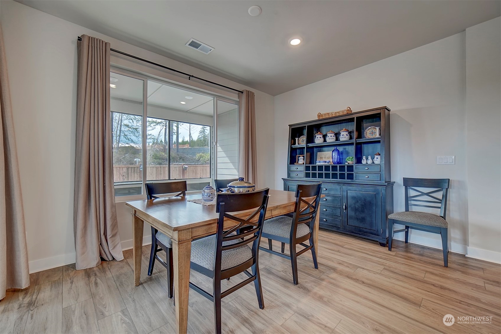 5566 Kinross Rd Port Orchard Southwest Port Orchard, WA 98367 - Photo 9 of 31 Gallery Image 9