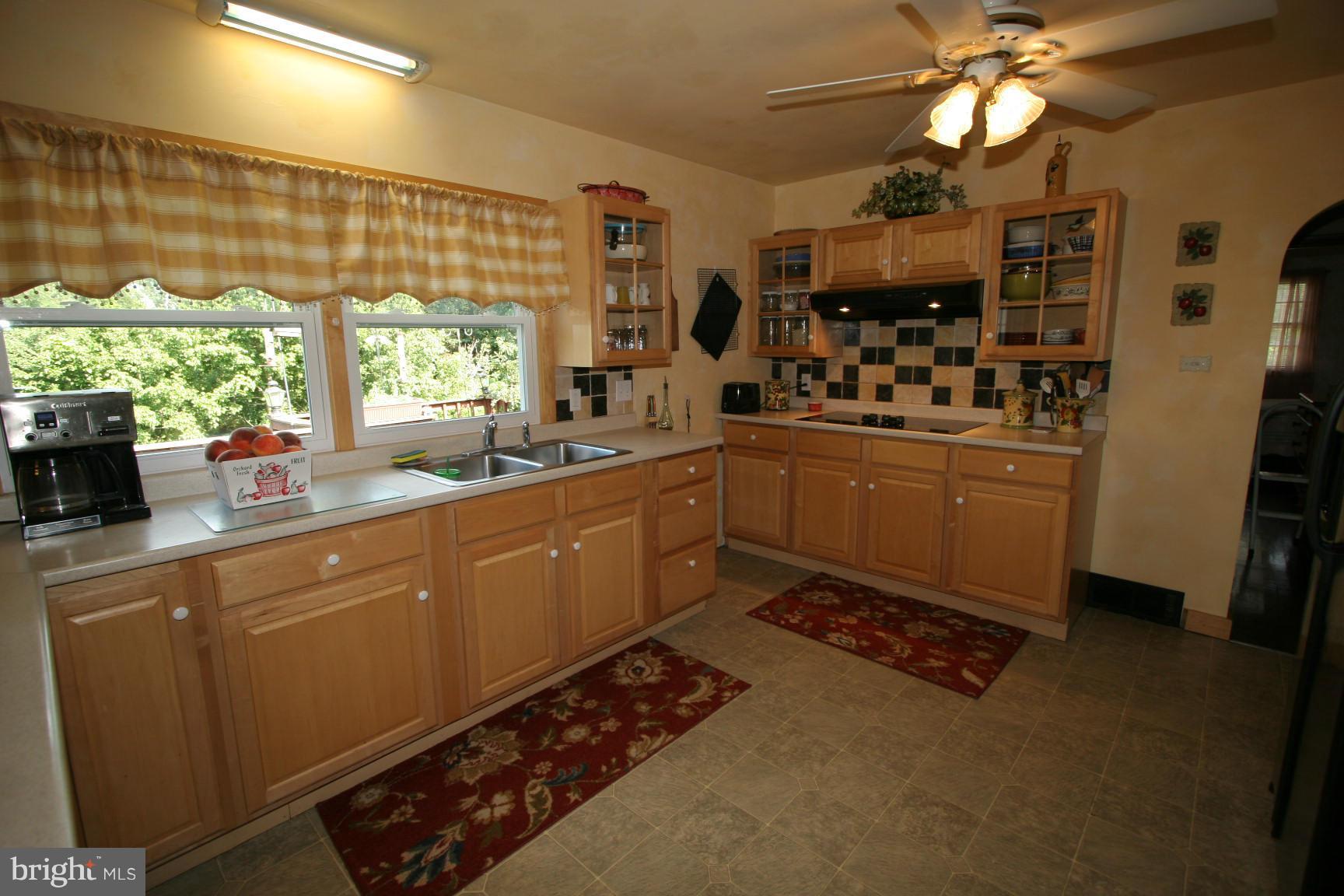 8605 Reichard Road Fairplay, MD 21733 - Photo 5 of 23 Kitchen