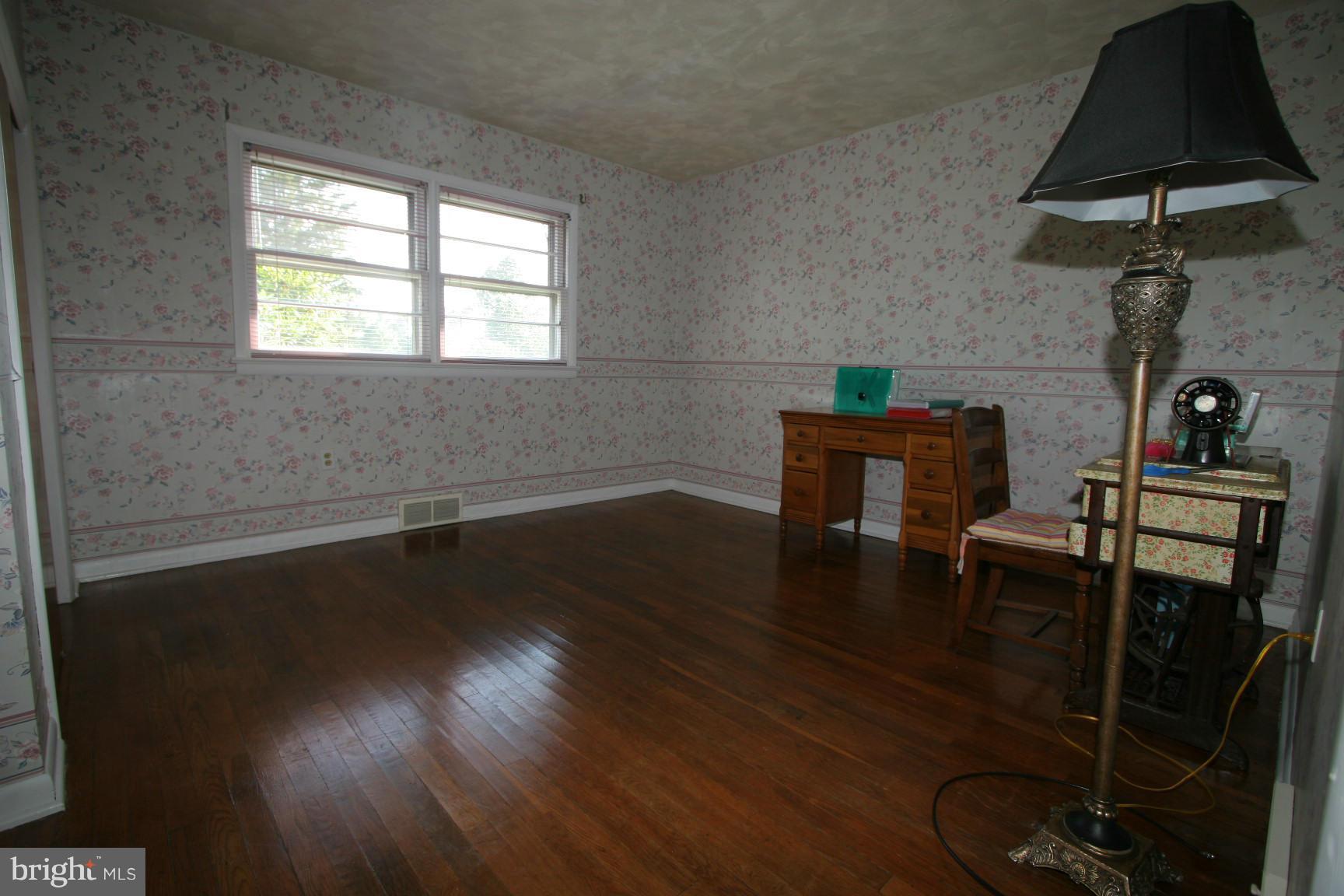 8605 Reichard Road Fairplay, MD 21733 - Photo 10 of 23 Bedroom