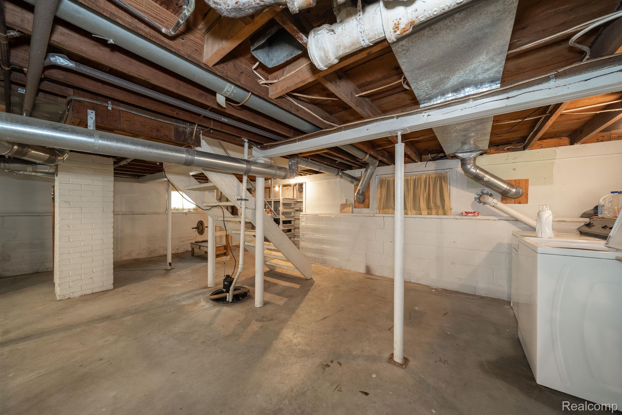 902 Trombley Road Troy, MI 48083 - Photo 21 of 33 Gallery Image 21