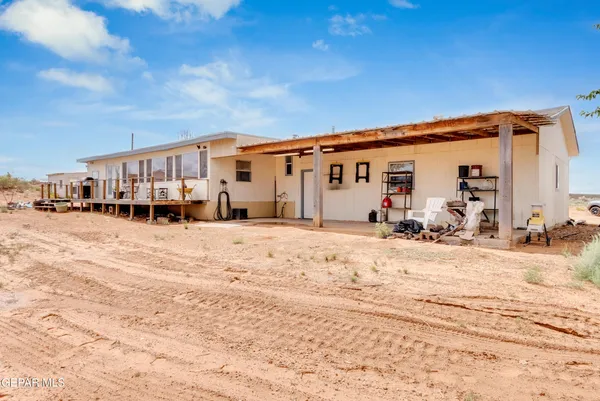 $269,950 | 55920 Highway 62, El Paso, TX 79938