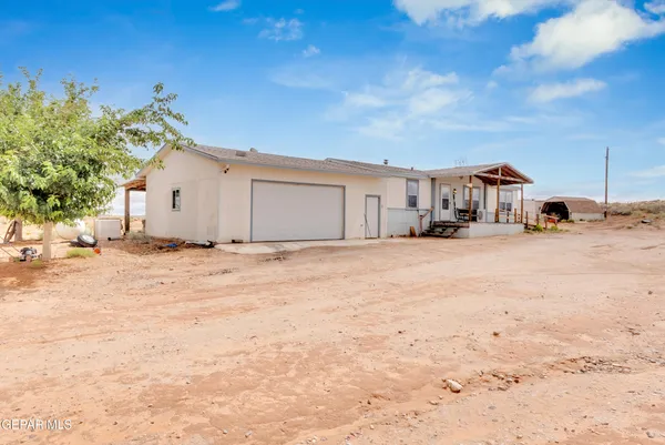 $269,950 | 55920 Highway 62, El Paso, TX 79938