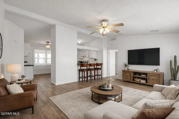 $269,950 | 55920 Highway 62, El Paso, TX 79938