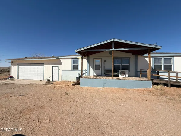 $269,950 | 55920 Highway 62, El Paso, TX 79938