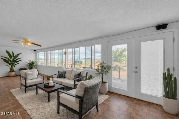 $269,950 | 55920 Highway 62, El Paso, TX 79938