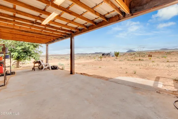 $269,950 | 55920 Highway 62, El Paso, TX 79938