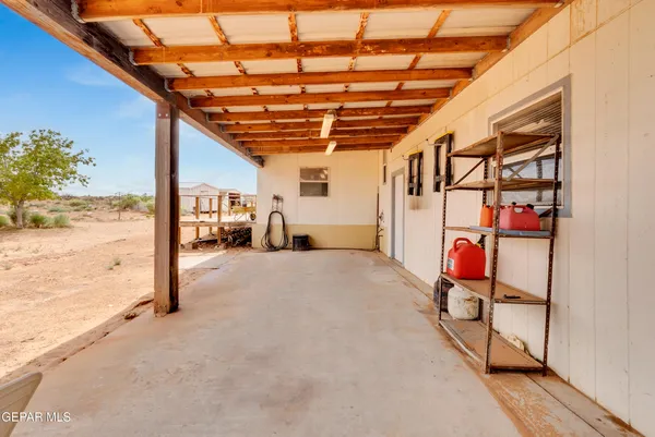 $269,950 | 55920 Highway 62, El Paso, TX 79938