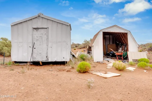 $269,950 | 55920 Highway 62, El Paso, TX 79938