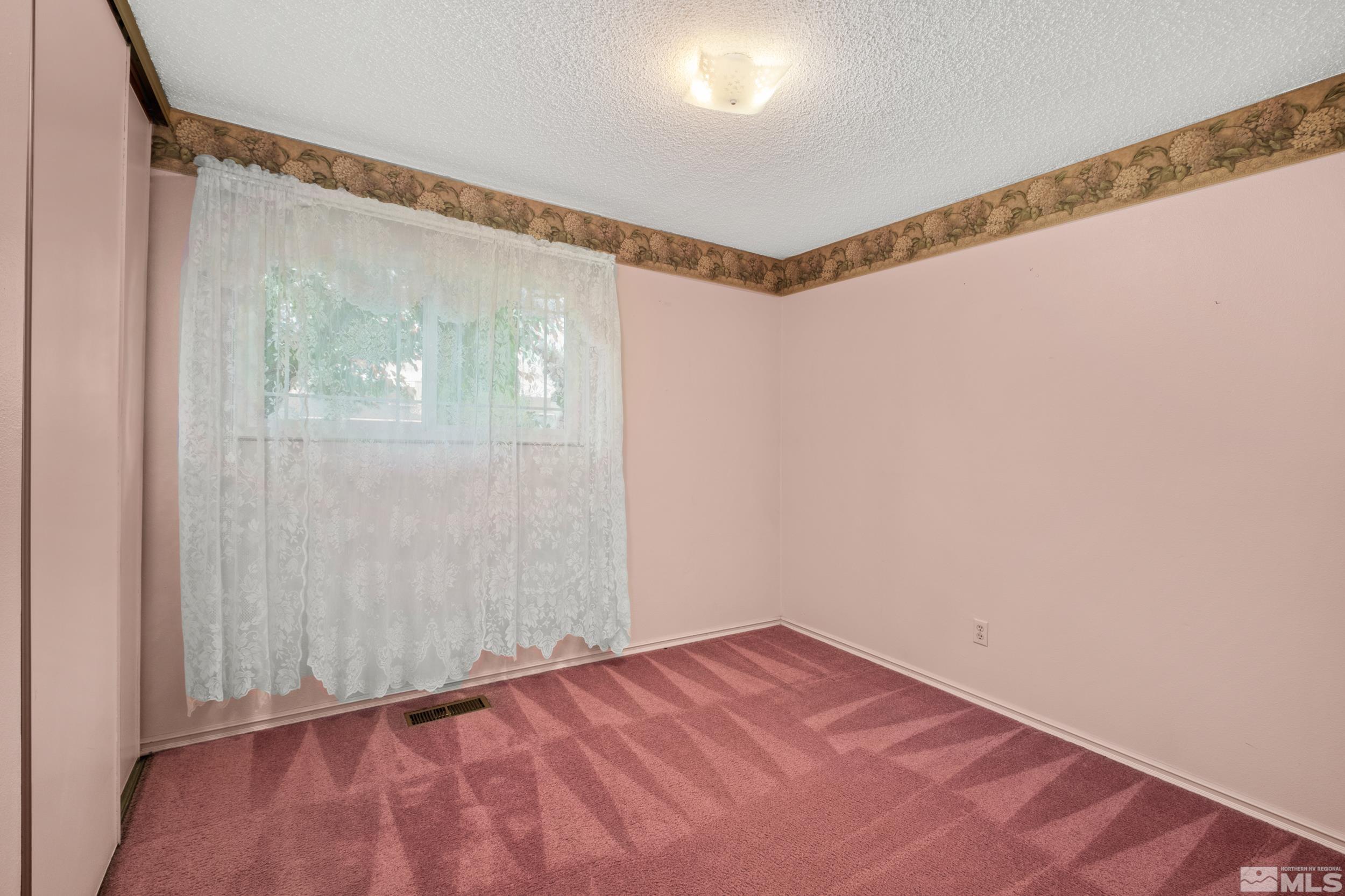 2265 Platora Way Reno, NV 89512 - Photo 12 of 18 Photo 12