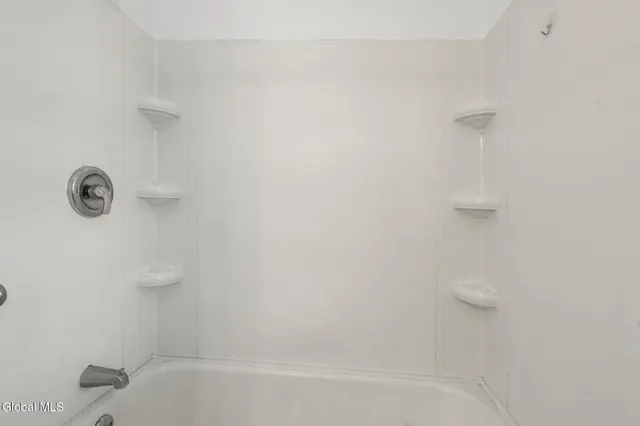 $359,900 | 4 Woodridge Road, Bethlehem, NY 12054