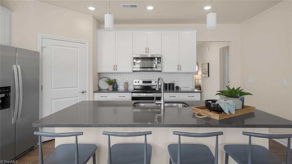 1684 Abberly Place Graham, NC 27253 - Photo 9 of 32