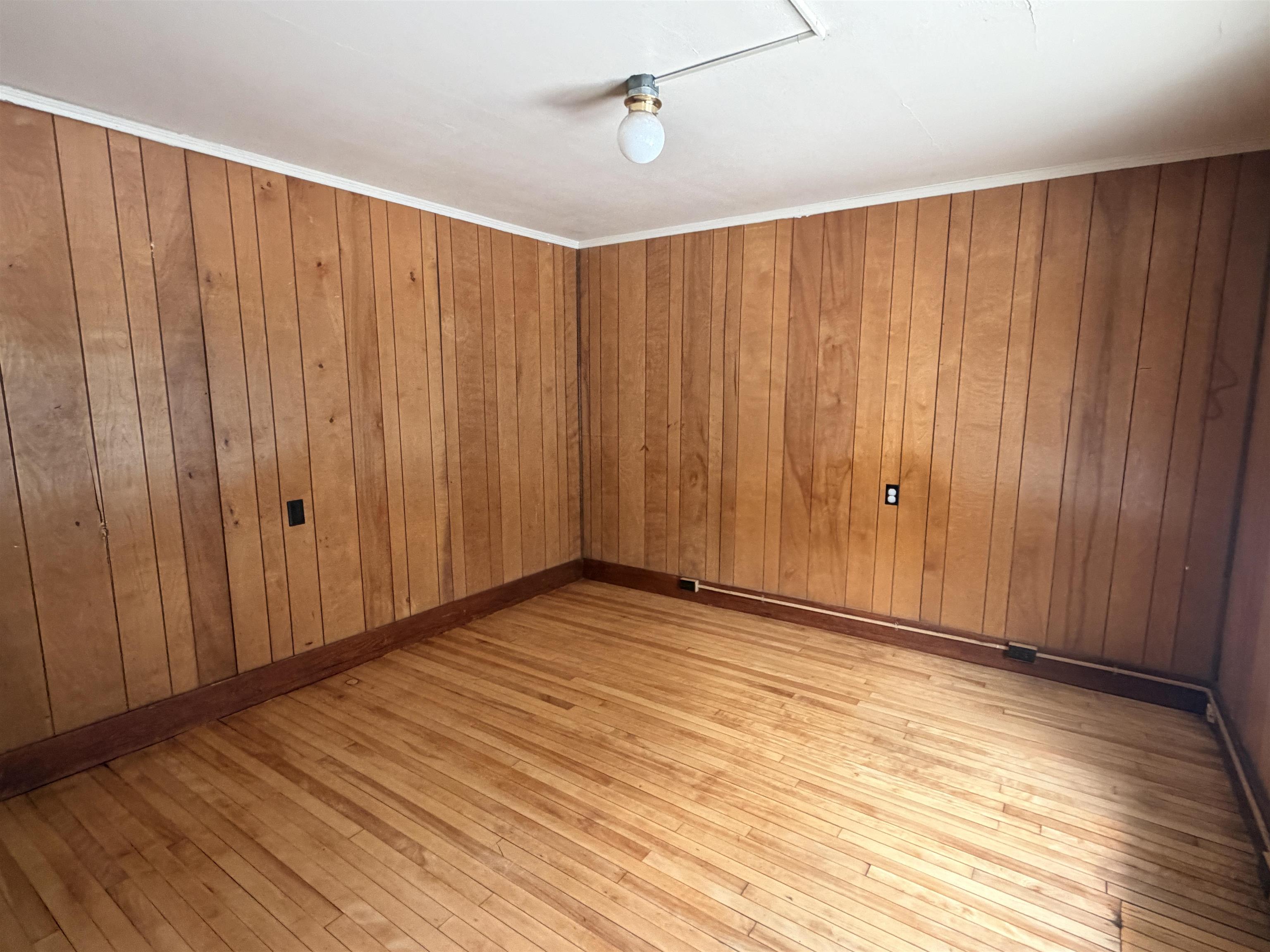 2 Plain Street Barre, VT 05641 - Photo 12 of 20