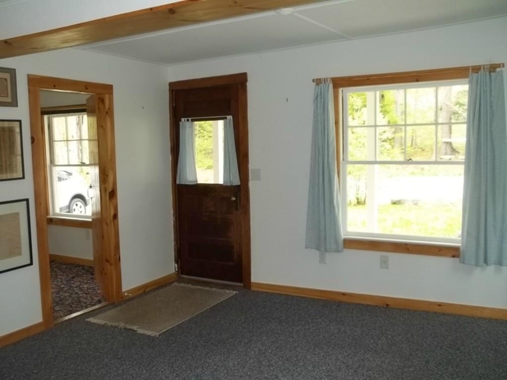 109 Port Road Kennebunk, ME 04043 - Photo 13 of 13 Living Room/Entry