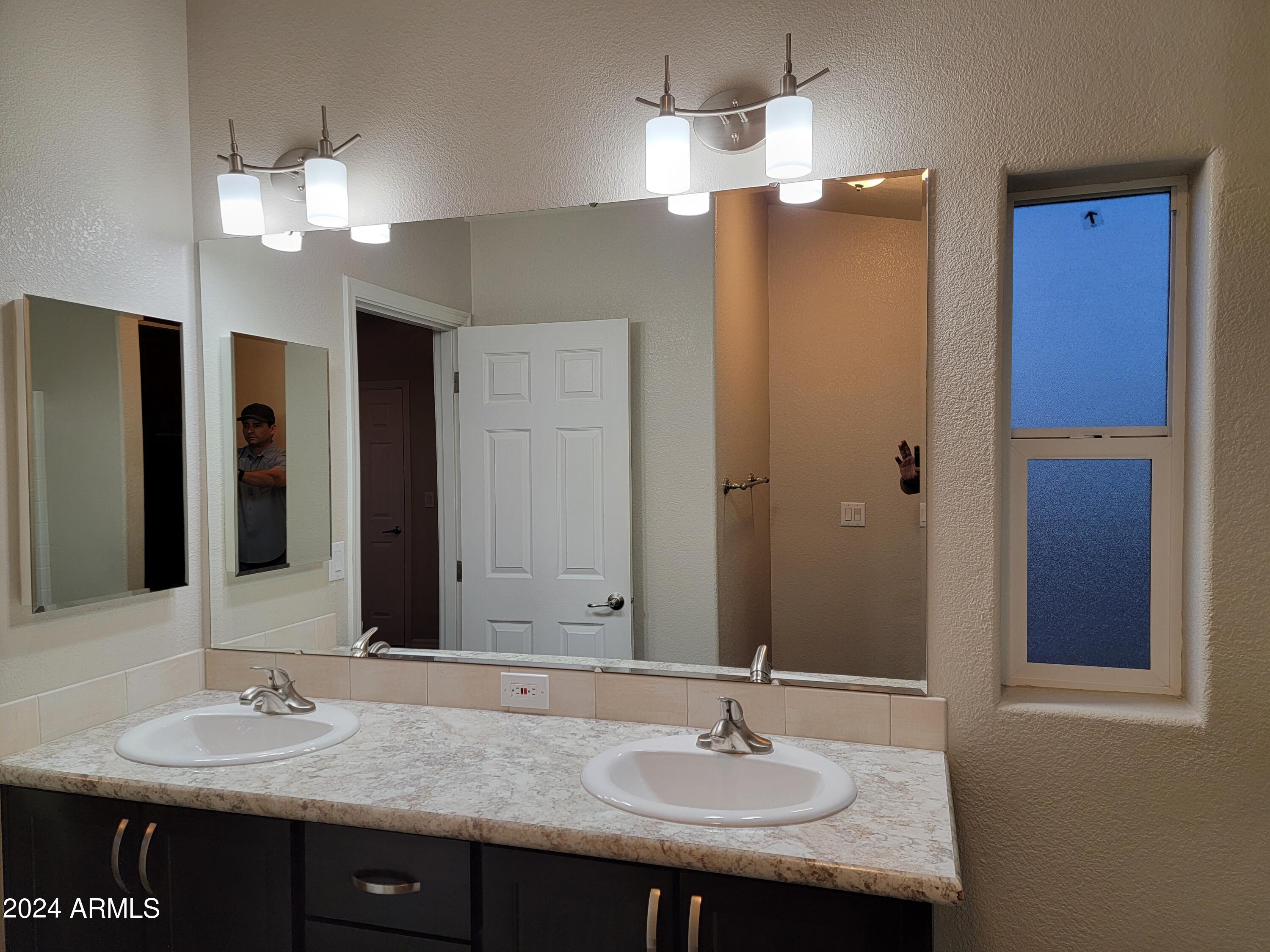 400 West Baseline Road, Unit 315 Tempe, AZ 85283 - Photo 25 of 34 20240306_183644