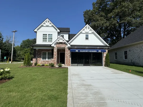 $449,900 | 27 Laurel View Street, Manchester, TN 37355