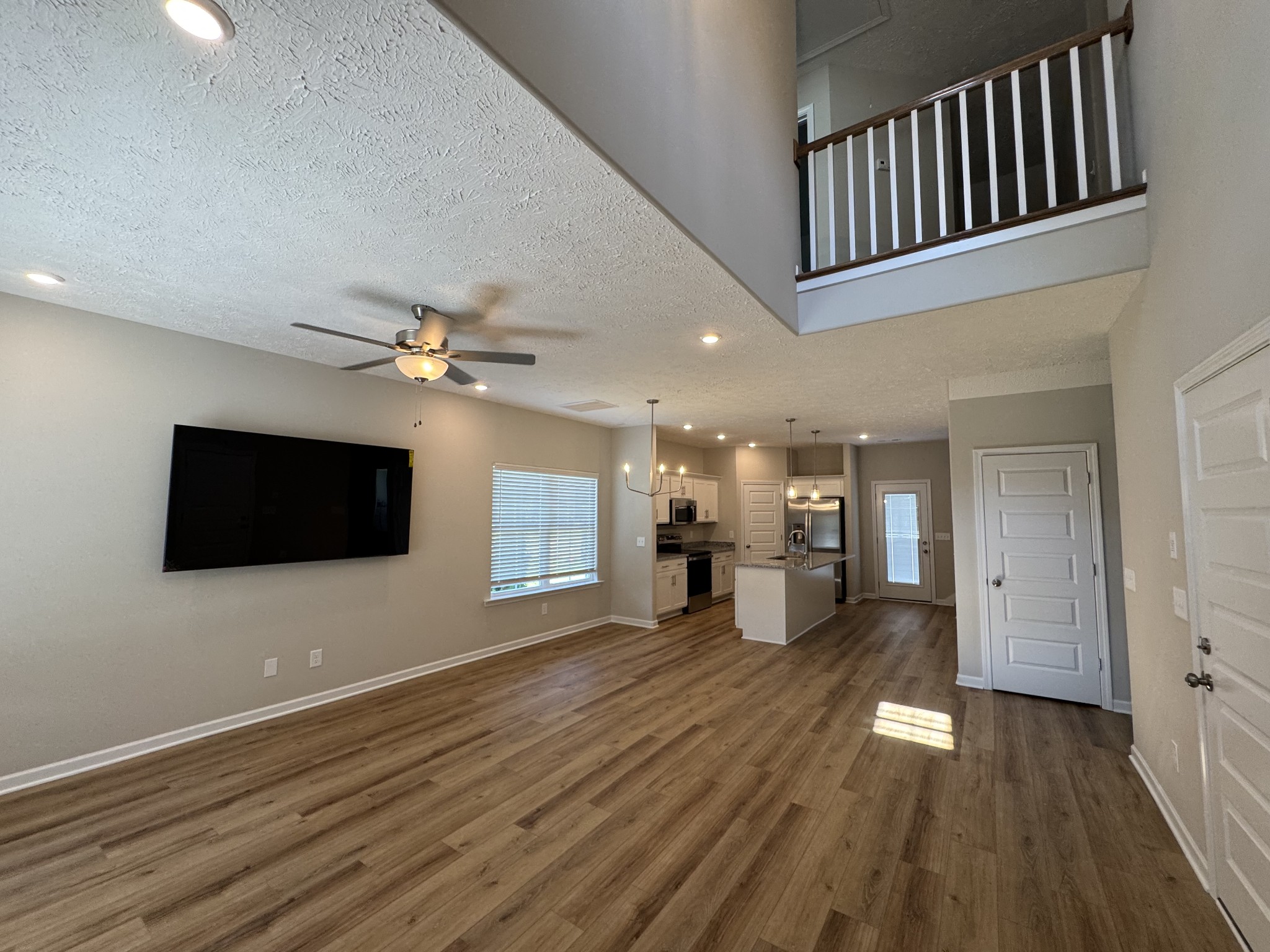 27 Laurel View Street Manchester, TN 37355 - Photo 3 of 17