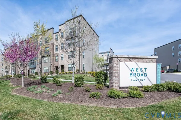 $390,000 | 2634 Lassen Walk, Unit B, Henrico, VA 23294