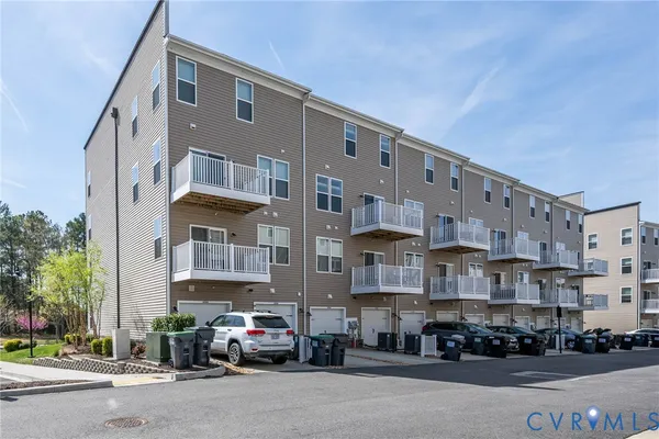 a car parked in front of a building
